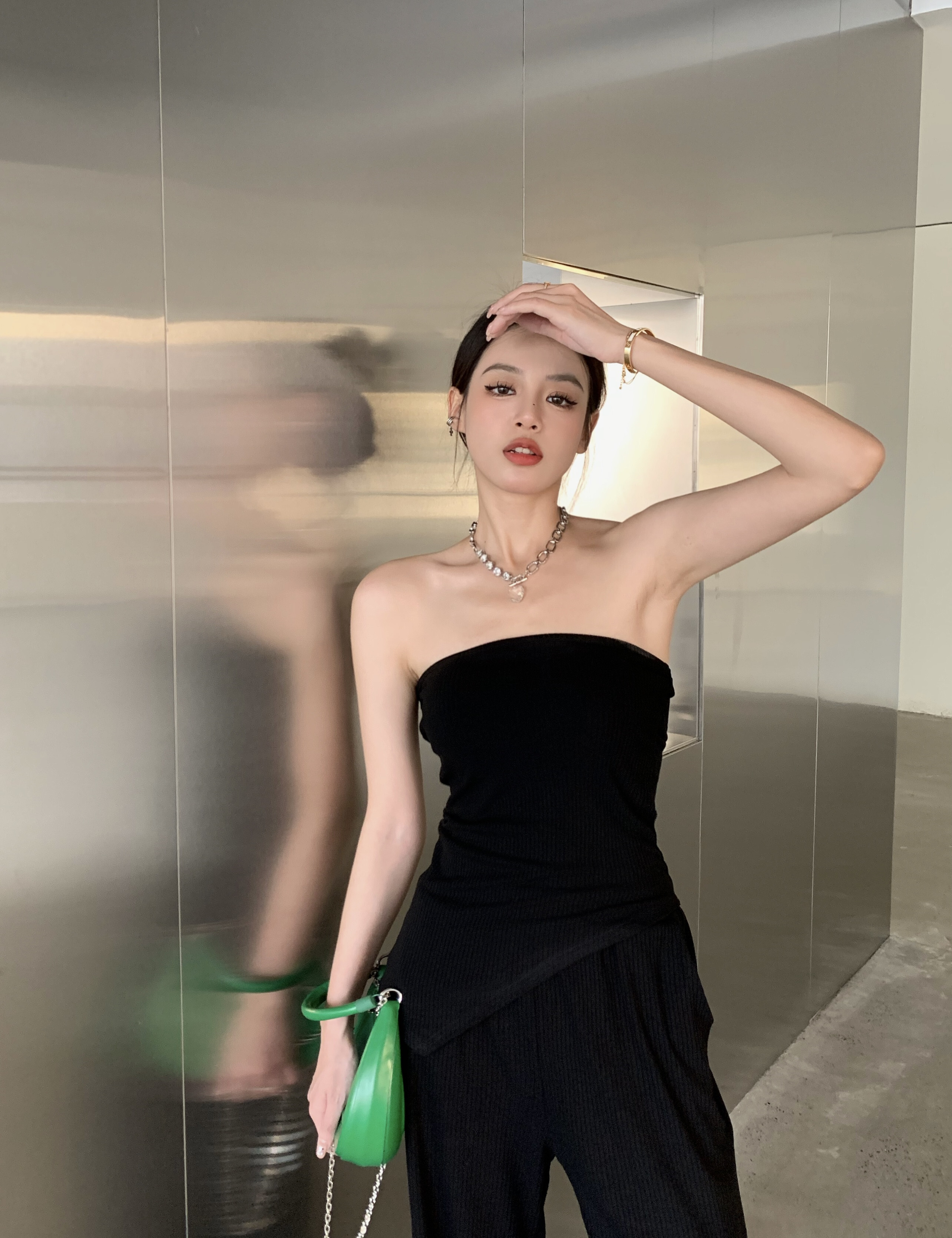 セットアップ レディース チューブトップ ワイドパンツ クロップド丈 クロップド 袖なし スリム 細身 ハイウエスト ワイド 薄手 上下セット 2点セット ツーピース お得 かわいい 大人可愛い セットアップ レディース チューブトップ ワイドパンツ クロップド丈 クロップド 袖なし スリム 細身 ハイウエスト ワイド 薄手 上下セット 2点セット ツーピース お得 かわいい 大人可愛い