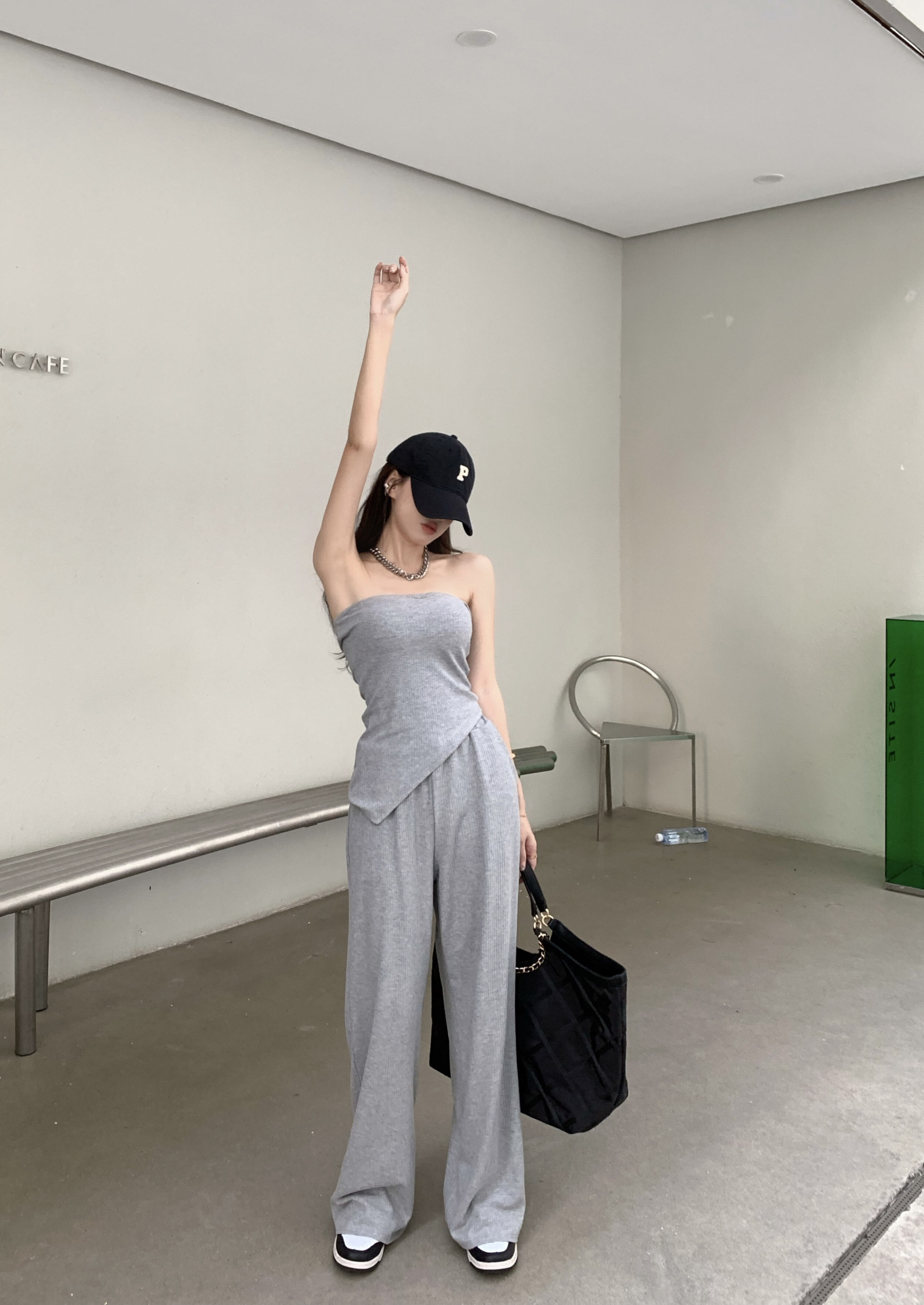 セットアップ レディース チューブトップ ワイドパンツ クロップド丈 クロップド 袖なし スリム 細身 ハイウエスト ワイド 薄手 上下セット 2点セット ツーピース お得 かわいい 大人可愛い セットアップ レディース チューブトップ ワイドパンツ クロップド丈 クロップド 袖なし スリム 細身 ハイウエスト ワイド 薄手 上下セット 2点セット ツーピース お得 かわいい 大人可愛い