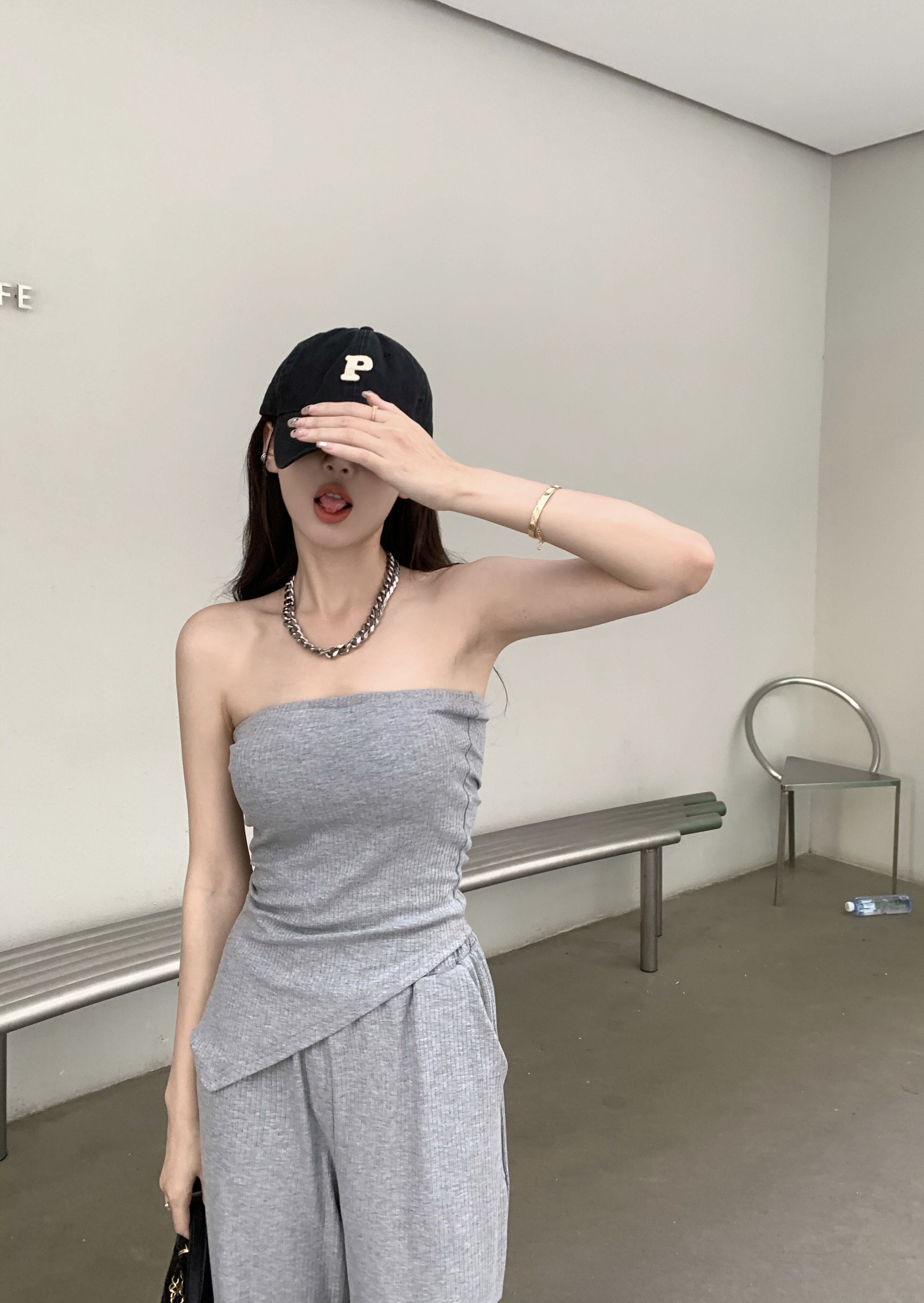 セットアップ レディース チューブトップ ワイドパンツ クロップド丈 クロップド 袖なし スリム 細身 ハイウエスト ワイド 薄手 上下セット 2点セット ツーピース お得 かわいい 大人可愛い セットアップ レディース チューブトップ ワイドパンツ クロップド丈 クロップド 袖なし スリム 細身 ハイウエスト ワイド 薄手 上下セット 2点セット ツーピース お得 かわいい 大人可愛い