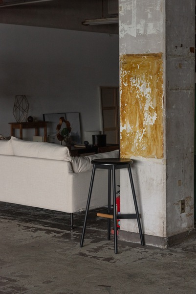 ハイスツール PC-972BK スツール カウンターチェア チェア 椅子 天然木 スチール まる 円座 円 円形 丸形 背もたれなし 来客用 シック モダン シンプル おしゃれ ブラック 黒 リビング ハイスツール PC-972BK スツール カウンターチェア チェア 椅子 天然木 スチール まる 円座 円 円形 丸形 背もたれなし 来客用 シック モダン シンプル おしゃれ ブラック 黒 リビング