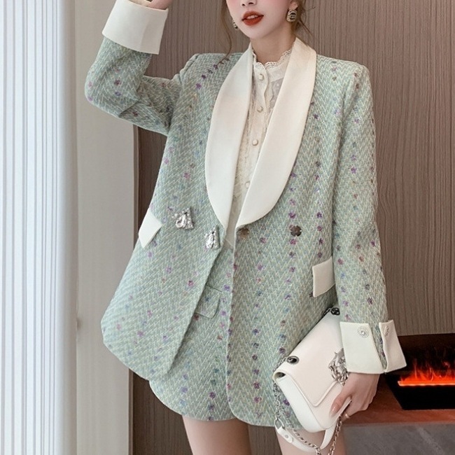 ハイエンドのカスタマイズ-2024 春の新作オートクチュール強力なグリーンスパンコール小さなフレグランススタイルブレザーライト高級スーツ ハイエンドのカスタマイズ-2024 春の新作オートクチュール強力なグリーンスパンコール小さなフレグランススタイルブレザーライト高級スーツ