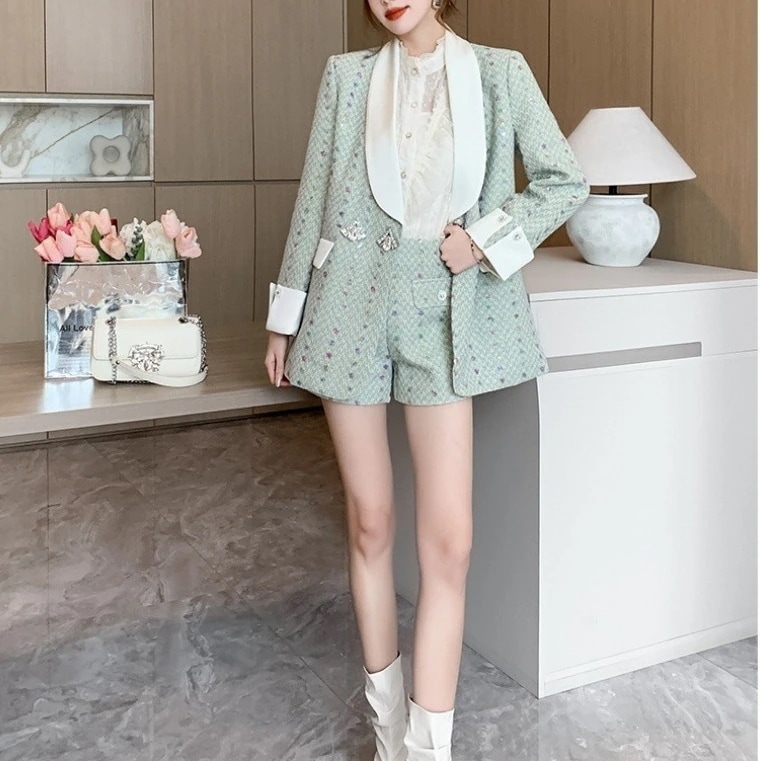 ハイエンドのカスタマイズ-2024 春の新作オートクチュール強力なグリーンスパンコール小さなフレグランススタイルブレザーライト高級スーツ ハイエンドのカスタマイズ-2024 春の新作オートクチュール強力なグリーンスパンコール小さなフレグランススタイルブレザーライト高級スーツ