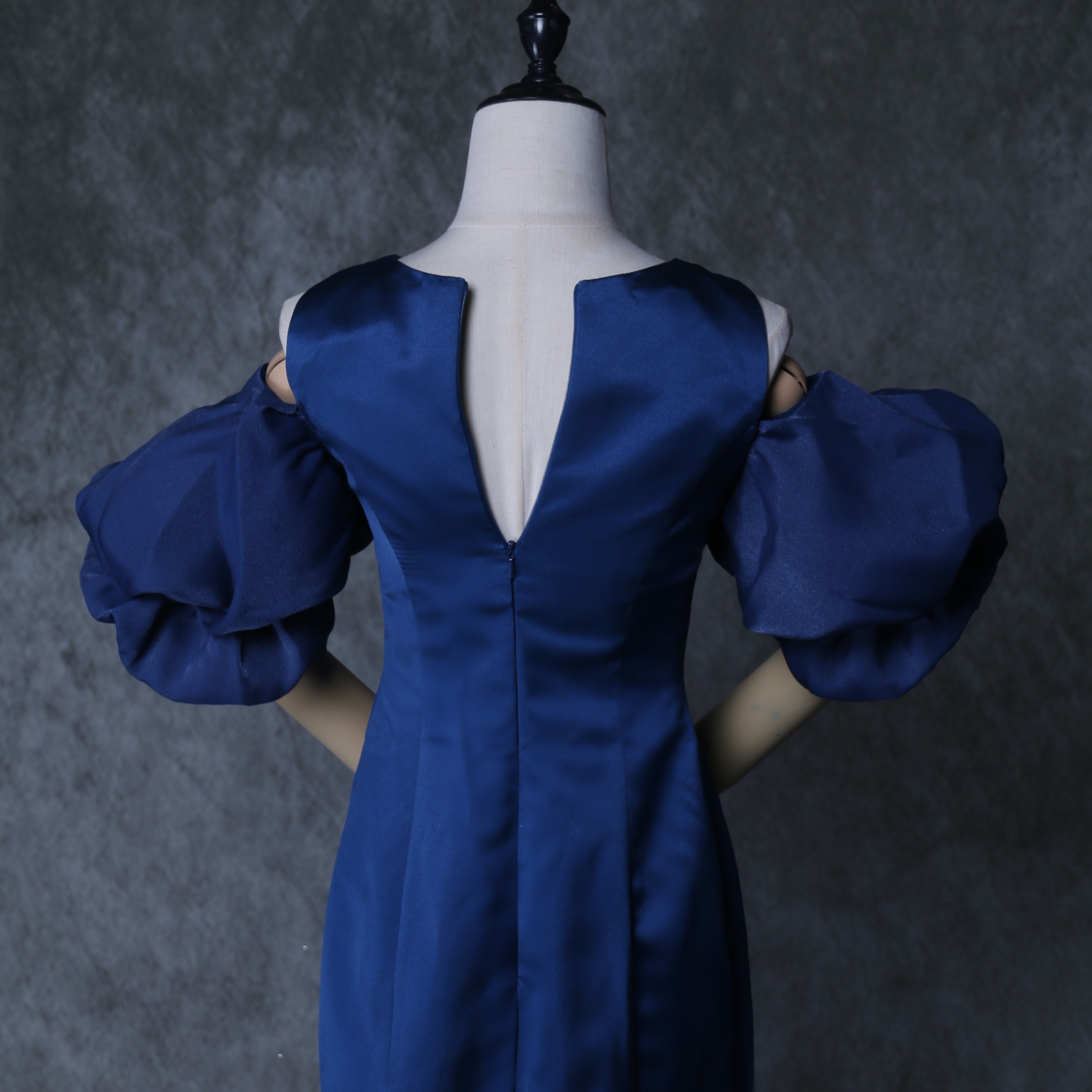 パーティードレス ネイビー ファスナー 肩出し マーメイドライン フロントスリット 二次会 パーティードレス ネイビー ファスナー 肩出し マーメイドライン フロントスリット 二次会