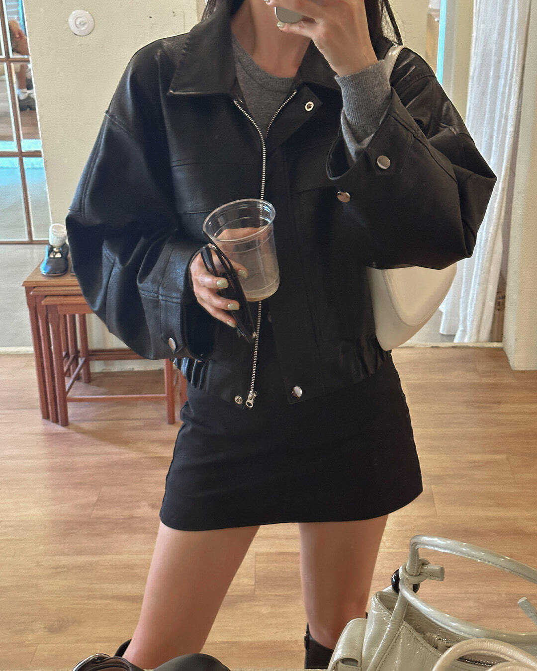 オーバーフィットフェイクレザージャンパー韓国ファッション レディース