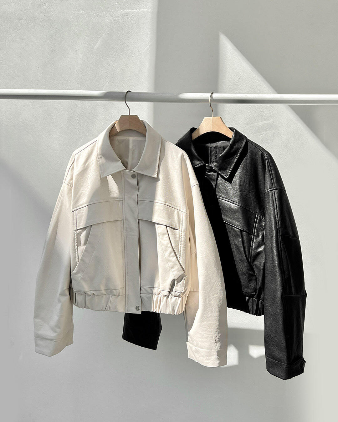 オーバーフィットフェイクレザージャンパー韓国ファッション レディース