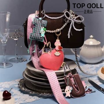 Qoo10] LABUBU 【公式正规品！当日出荷！モデル指定可】P