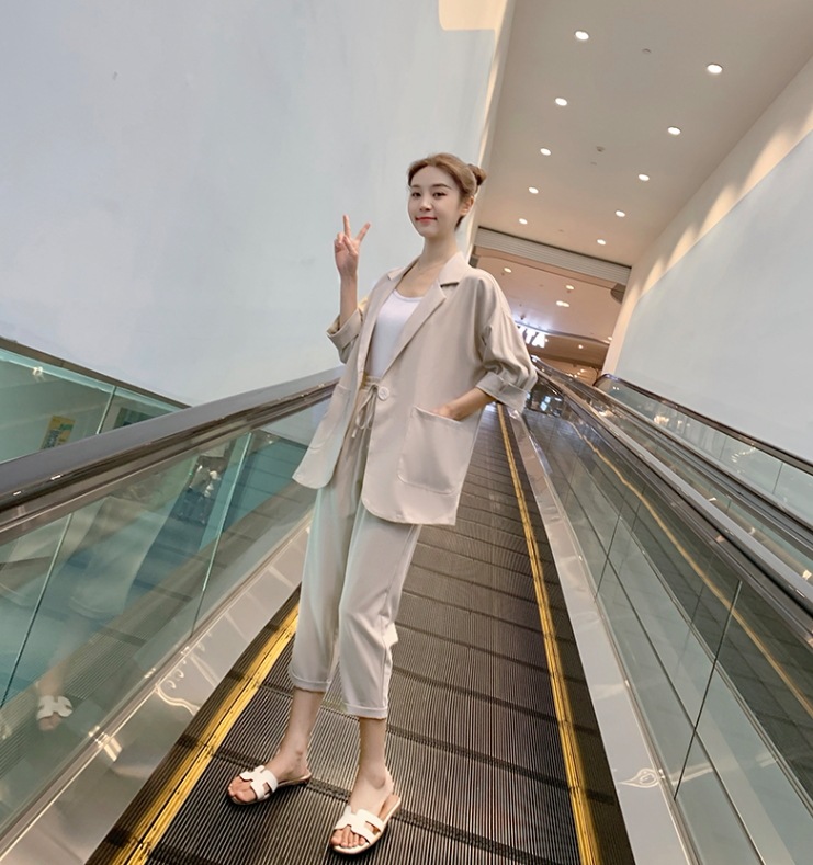 ワイドスーツセットアップ カジュアルスーツセット ウエストゴムパンツ 七分袖ジャケット トップス ボトムス パンツ セットアップ ジャケット スーツ ワイドパンツ ストレートパンツ 膝下 ロング ワイドスーツセットアップ カジュアルスーツセット ウエストゴムパンツ 七分袖ジャケット トップス ボトムス パンツ セットアップ ジャケット スーツ ワイドパンツ ストレートパンツ 膝下 ロング