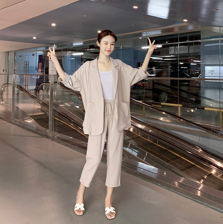 ワイドスーツセットアップ カジュアルスーツセット ウエストゴムパンツ 七分袖ジャケット トップス ボトムス パンツ セットアップ ジャケット スーツ ワイドパンツ ストレートパンツ 膝下 ロング ワイドスーツセットアップ カジュアルスーツセット ウエストゴムパンツ 七分袖ジャケット トップス ボトムス パンツ セットアップ ジャケット スーツ ワイドパンツ ストレートパンツ 膝下 ロング