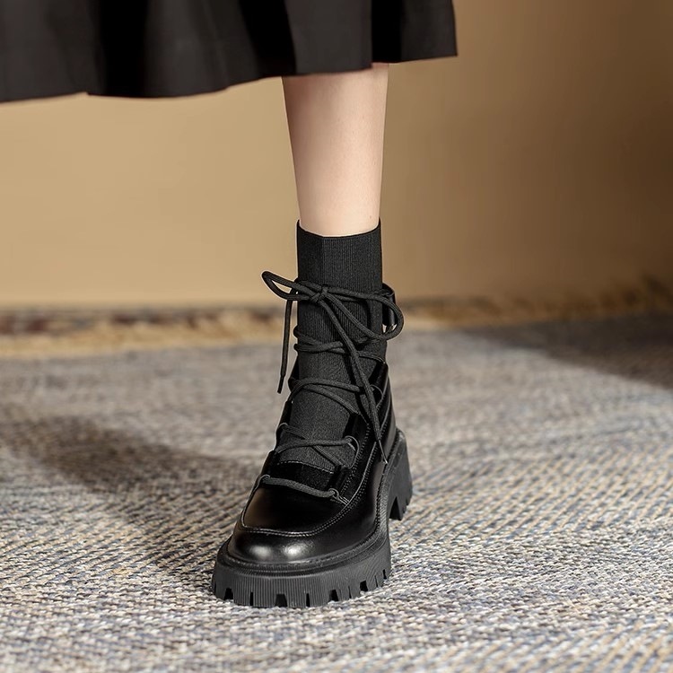 靴 シューズ レディース 2タイプ 裏起毛 あったか ブーツ ショート丈 ショートブーツ 紐 厚底 ツヤあり 皮 履きやすい 歩きやすい きれいめ オールシーズン 甘辛MIX クール モード