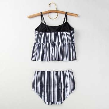 体型カバー 水着 ビキニ タンキニ 4点セット 大きいサイズ レディース 2019年新作 ビーチウェア 40代 30代 フレアスカート フリル セット 体型カバー 水着 ビキニ タンキニ 4点セット 大きいサイズ レディース 2019年新作 ビーチウェア 40代 30代 フレアスカート フリル セット