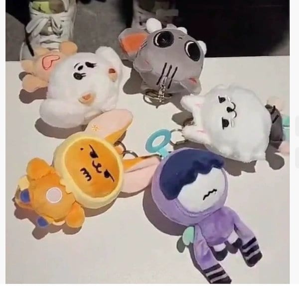 Qoo10] TXT メンバー別 アクリルスタンド マ