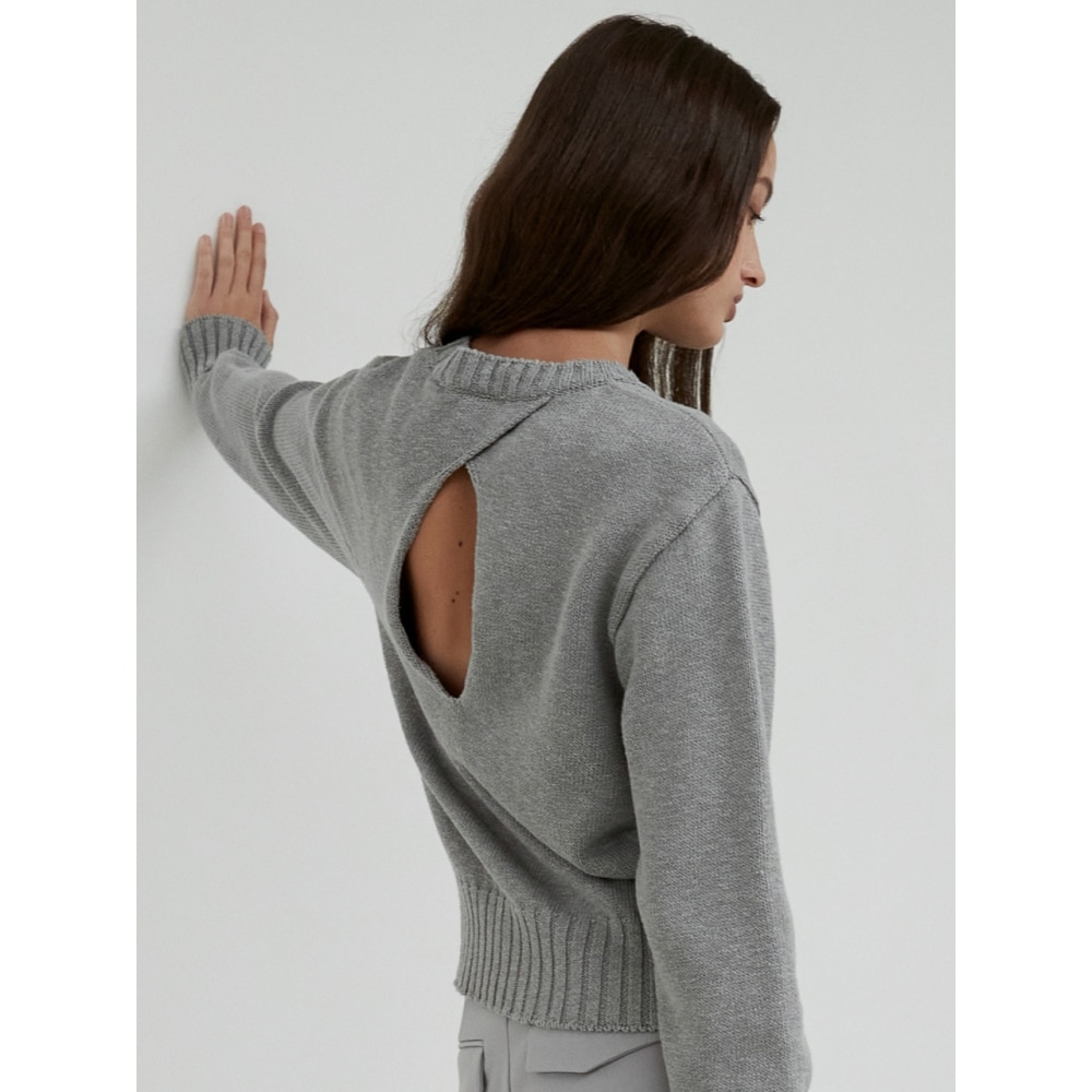 ouieバックホールラウンドネックニットチャコールOU1173 ouieバックホールラウンドネックニットチャコールOU1173