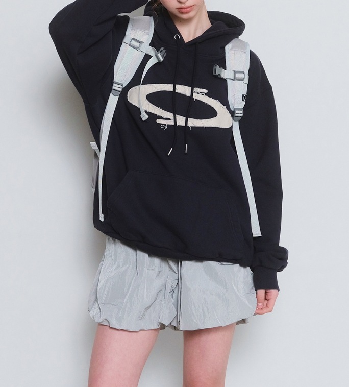 APPLIQUE LOGO HOODIE (2 COLORS) APPLIQUE LOGO HOODIE (2 COLORS)