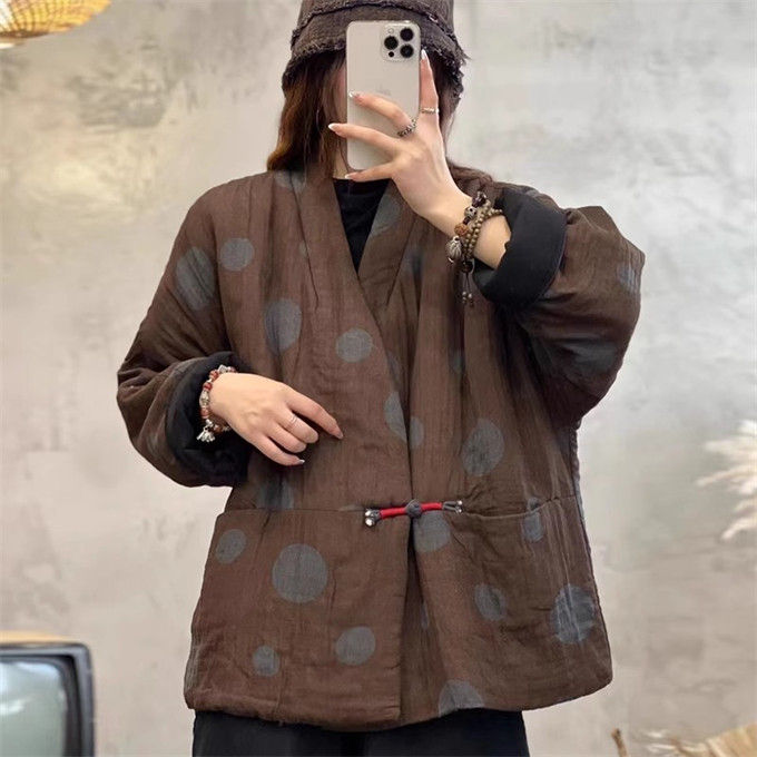 中綿コート レディース コート 長袖 ショート丈 一釦 水玉柄 中綿入り ジャケット 羽織り チャイナボタン ノーカラー 民族風 防寒着 あったか ゆったり レトロ 大人可愛い カジュアル エスニック 中綿コート レディース コート 長袖 ショート丈 一釦 水玉柄 中綿入り ジャケット 羽織り チャイナボタン ノーカラー 民族風 防寒着 あったか ゆったり レトロ 大人可愛い カジュアル エスニック