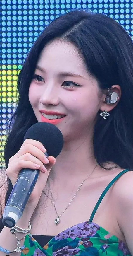 aespa everland special レア　カリナ GENTLE MONSTER aespaのKARINAが2025 POCKET COLLECTIONのPOP UPに来場