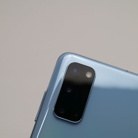 美品 SCG01 Galaxy S20 5G クラウドブルー 白ロム 50 美品 SCG01 Galaxy S20 5G クラウドブルー 白ロム 50