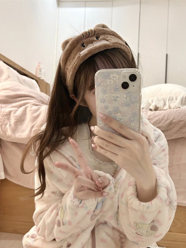 大人可愛い最強ヘア小物♡【CHANEL】モコモコカチューシャ CHANEL シャネル ヘアバンドブランド 冬 もこもこカチューシャ