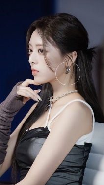 [ITZYユナ 着用]アンティークカーブイヤリング/韓国ファッション 芸能人着用 韓国人気ブランド 韓国人気アクセサリー