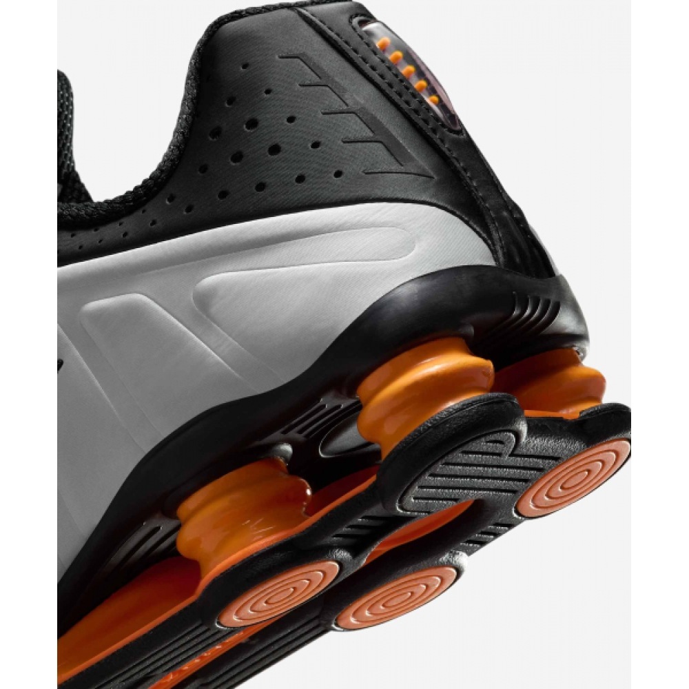 ナイキ シャクス R4 M - ブラック:ブライトマンダリン:メタリックシルバー:ベストグレー / HQ1988-003