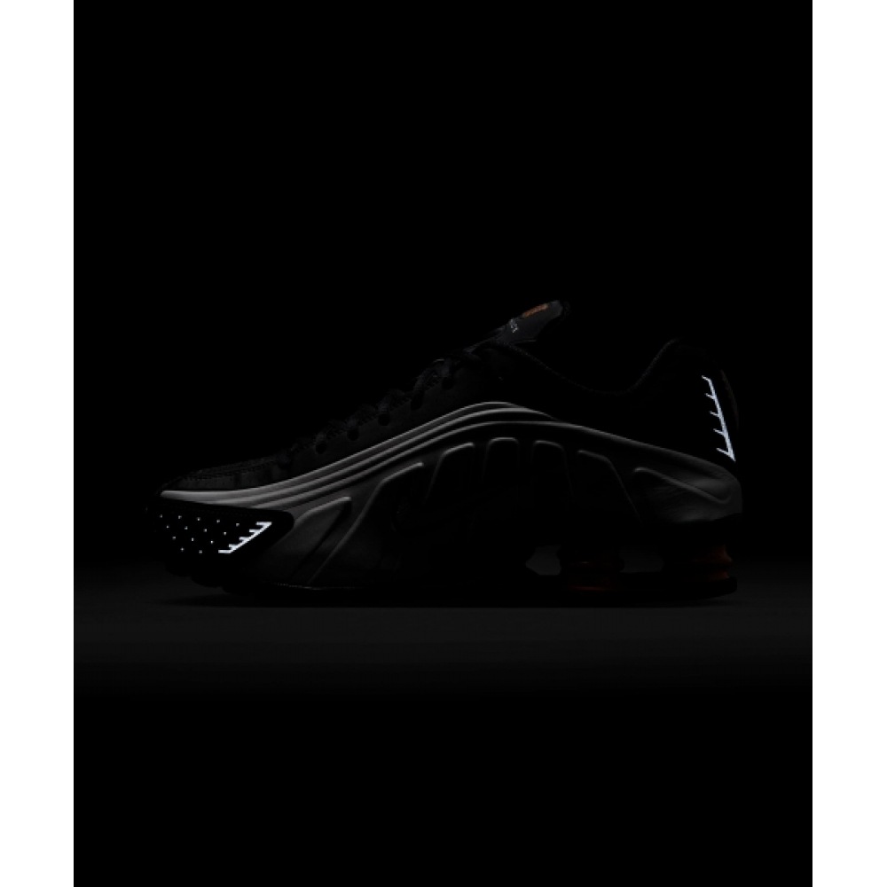 ナイキ シャクス R4 M - ブラック:ブライトマンダリン:メタリックシルバー:ベストグレー / HQ1988-003