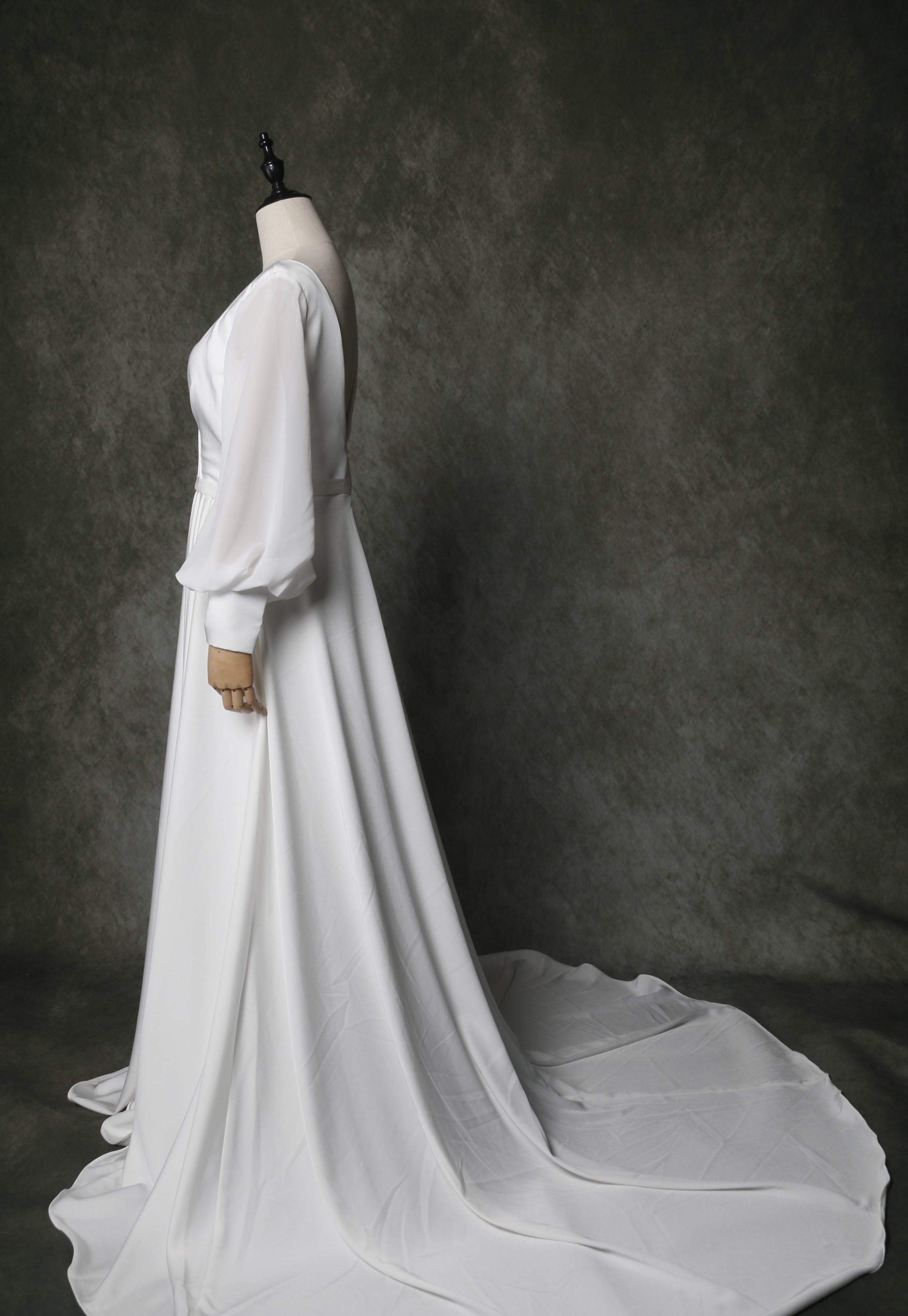 パーティードレス ホワイト Vネック 長袖 トレーン 背中見せ 二次会/演奏会 パーティードレス ホワイト Vネック 長袖 トレーン 背中見せ 二次会/演奏会