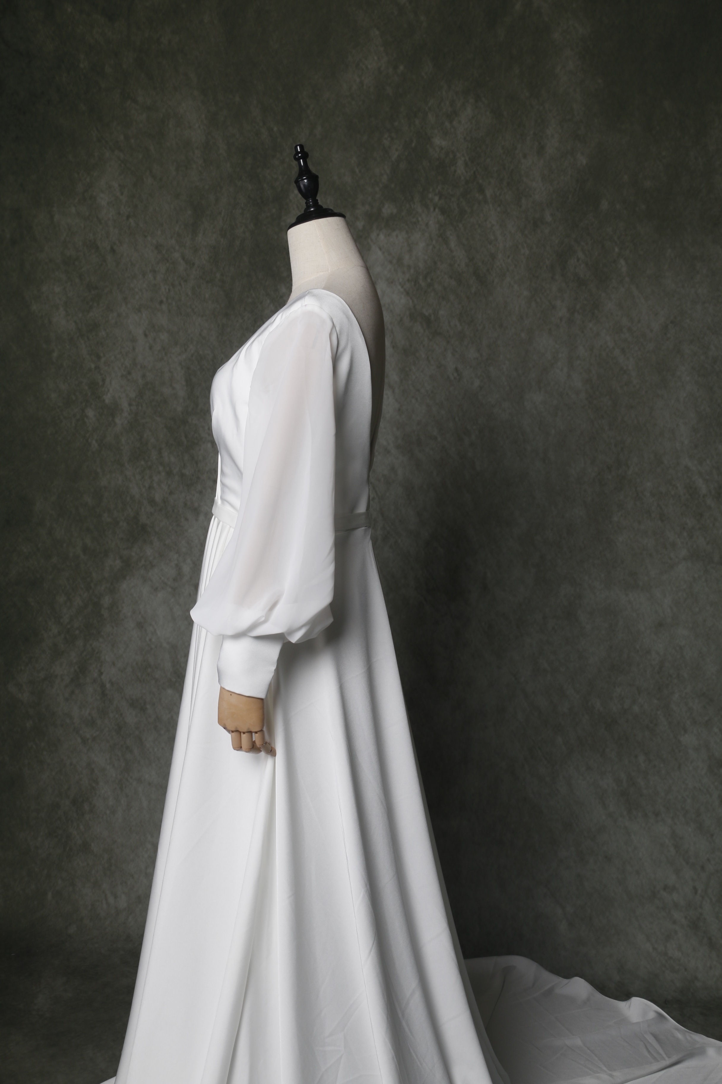 パーティードレス ホワイト Vネック 長袖 トレーン 背中見せ 二次会/演奏会 パーティードレス ホワイト Vネック 長袖 トレーン 背中見せ 二次会/演奏会