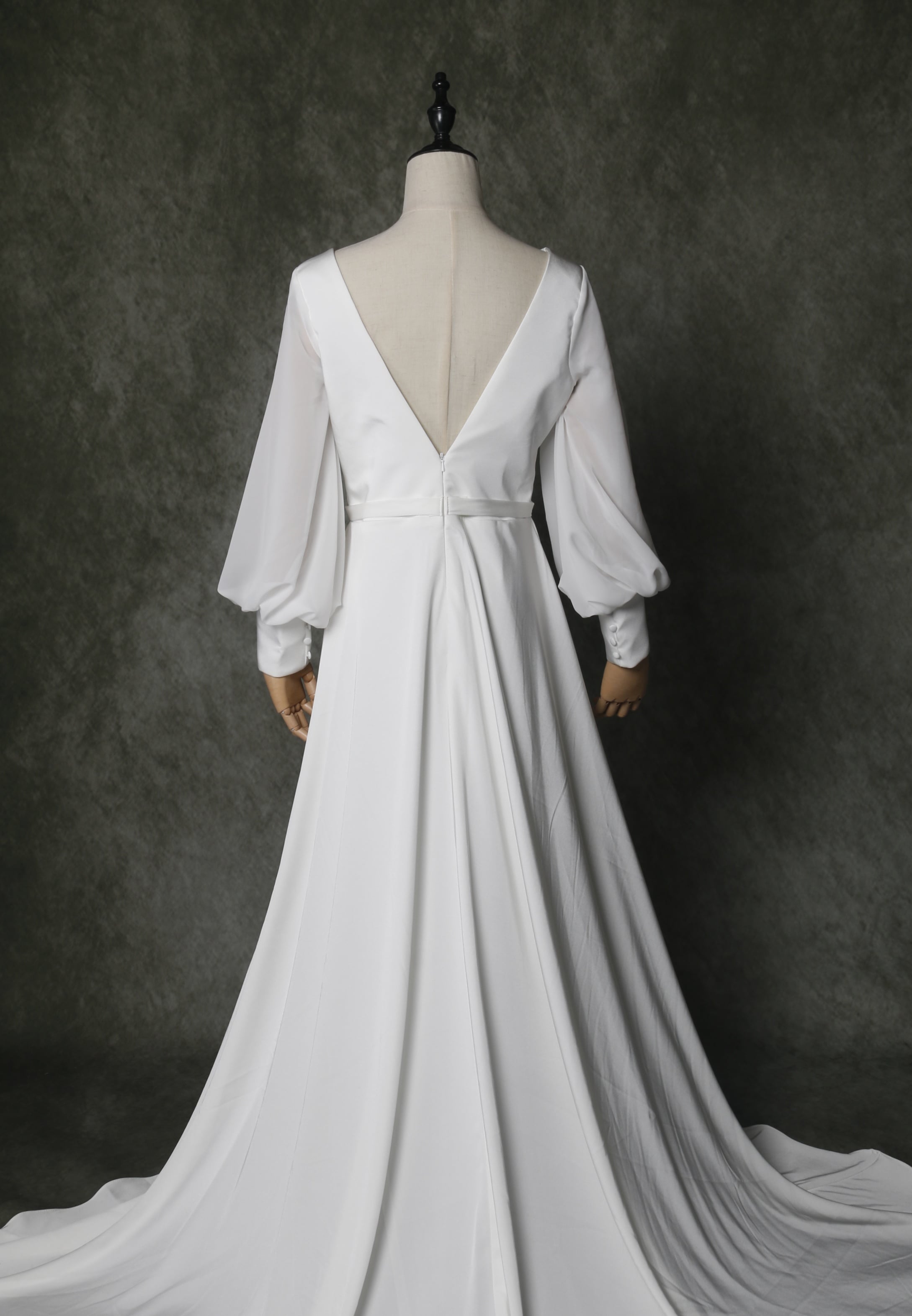 パーティードレス ホワイト Vネック 長袖 トレーン 背中見せ 二次会/演奏会 パーティードレス ホワイト Vネック 長袖 トレーン 背中見せ 二次会/演奏会