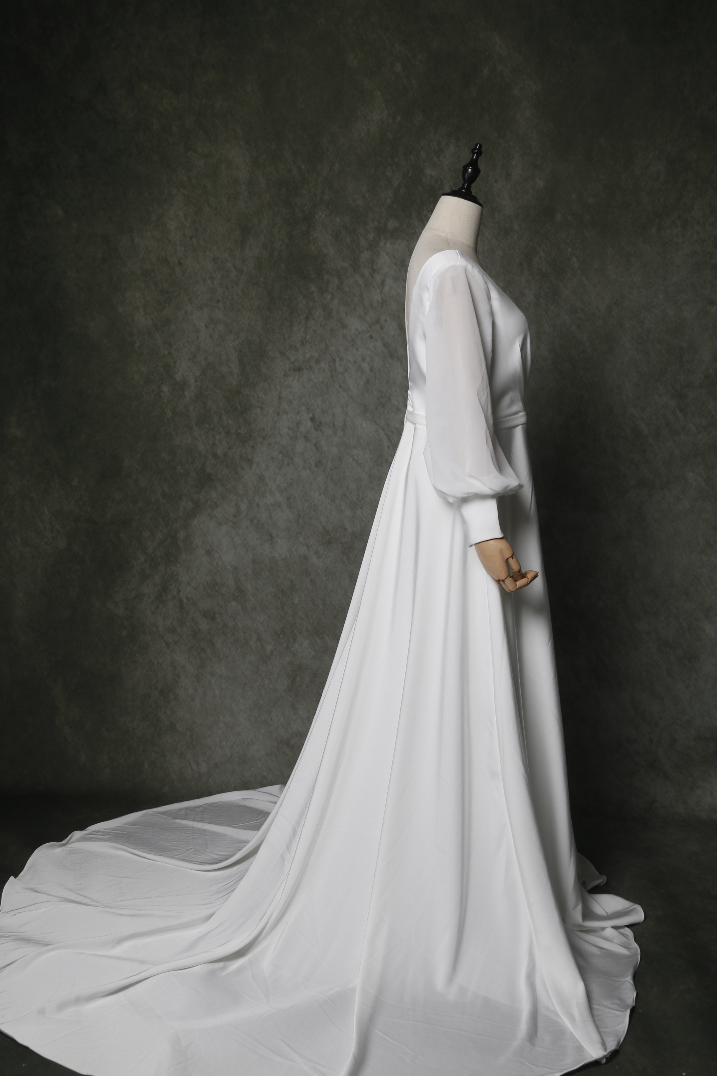 パーティードレス ホワイト Vネック 長袖 トレーン 背中見せ 二次会/演奏会 パーティードレス ホワイト Vネック 長袖 トレーン 背中見せ 二次会/演奏会