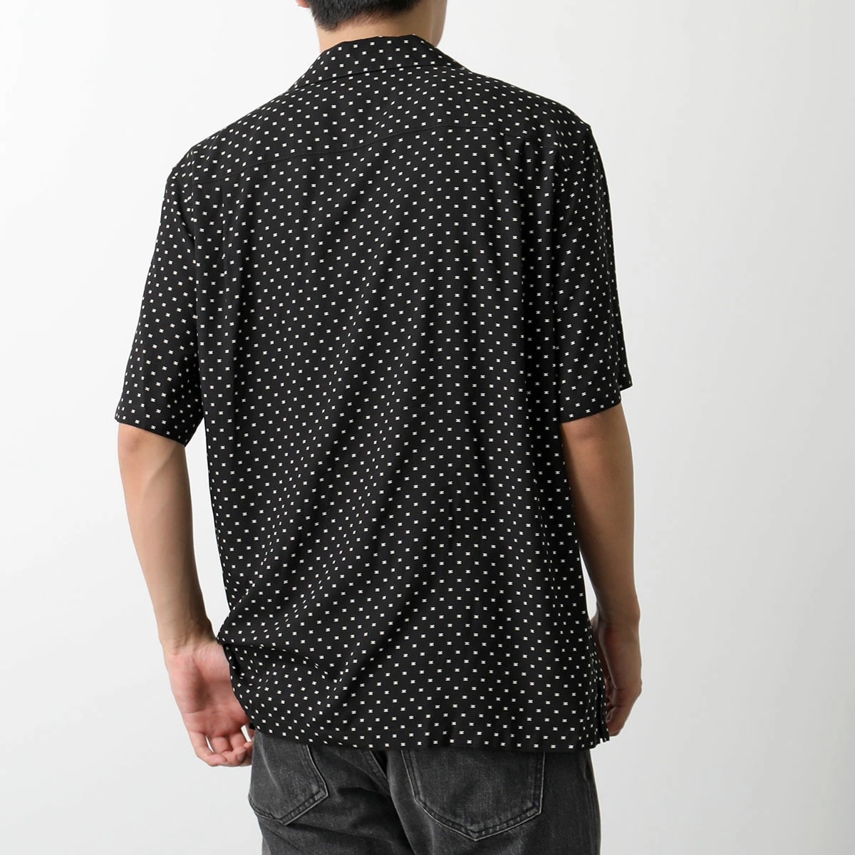 CELINE セリーヌ ハワイアンシャツ 2C946313V.38CE メンズ レーヨン トリオンフ ルーズフィット オープンカラー 半袖 ブラック CELINE セリーヌ ハワイアンシャツ 2C946313V.38CE メンズ レーヨン トリオンフ ルーズフィット オープンカラー 半袖 ブラック