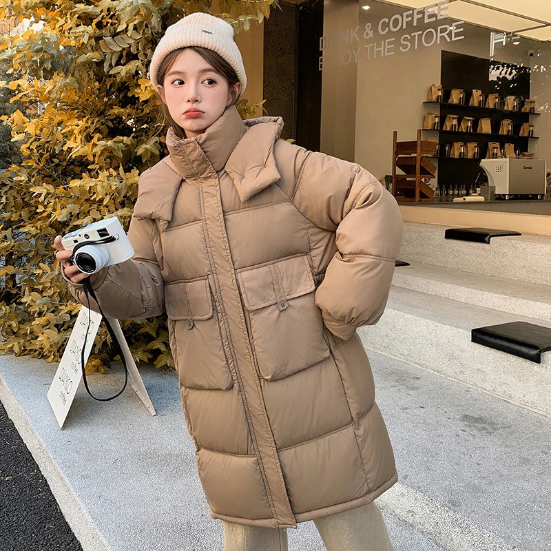 中長の2024女性は綿服ダウン綿入れの上着を厚くしている