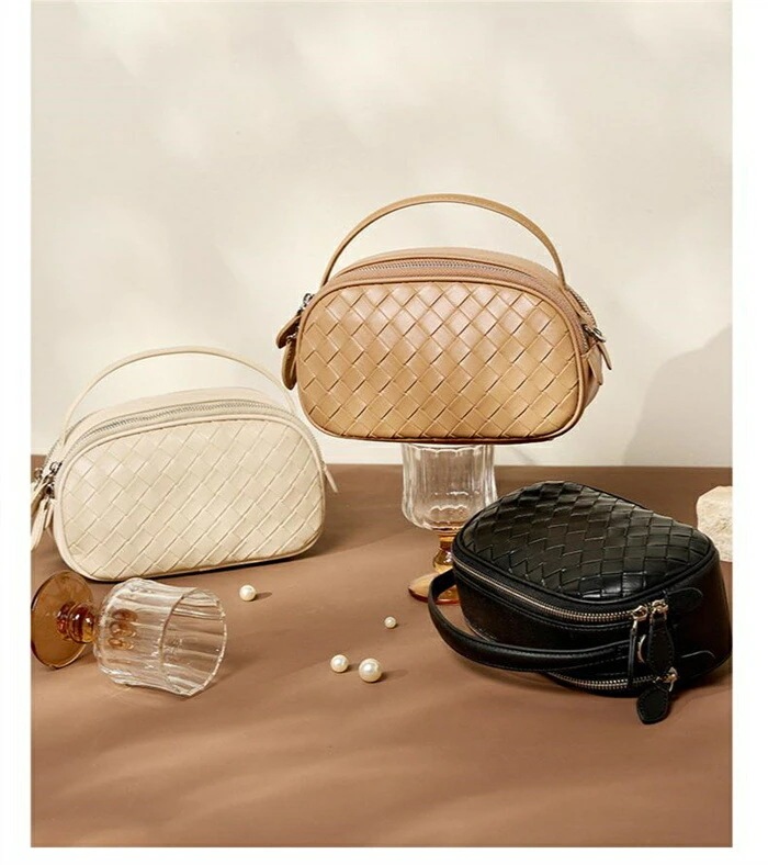 【送料無料】本革 編み ショルダーバッグ レディース 小さめ ミニショルダー イントレチャート 編みボストンバッグ 肩掛けバッグ 軽い 斜め掛けバッグ ミニバッグ 本革 レザーバッグ 通勤バッグ お仕 mulan778.net