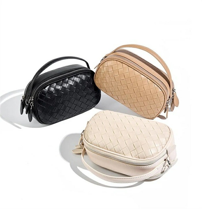 【送料無料】本革 編み ショルダーバッグ レディース 小さめ ミニショルダー イントレチャート 編みボストンバッグ 肩掛けバッグ 軽い 斜め掛けバッグ ミニバッグ 本革 レザーバッグ 通勤バッグ お仕 mulan778.net