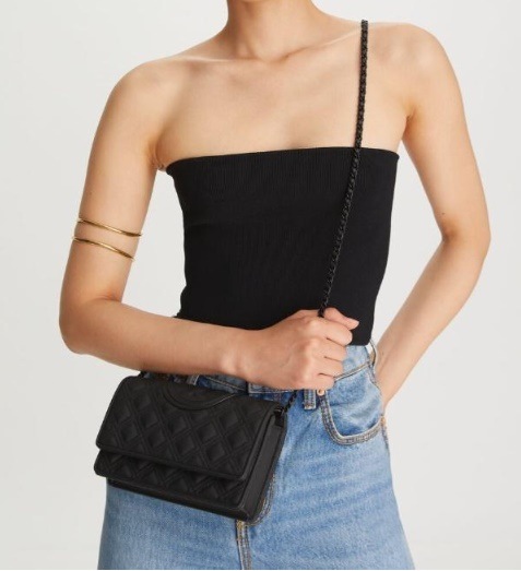 Fleming Matte Chain Wallet Crossbody 142518