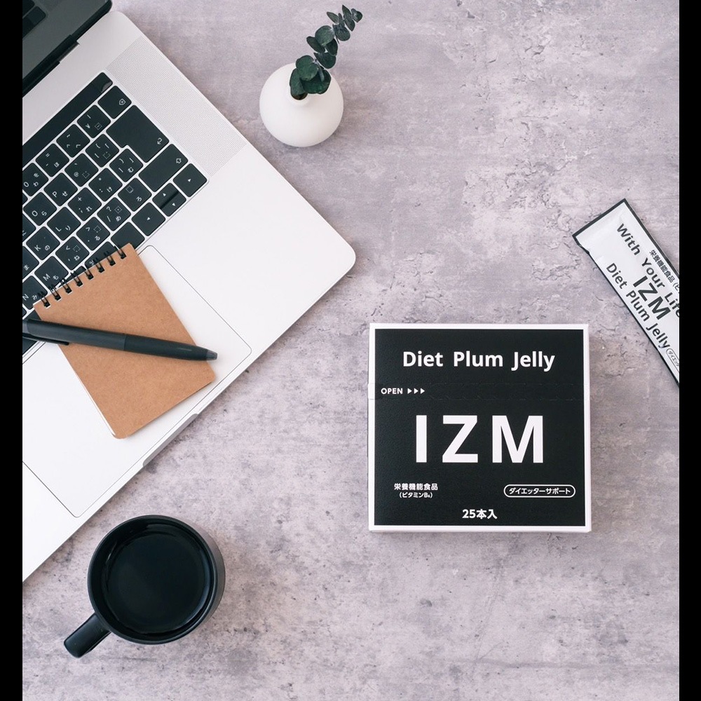 IZM DIET PLUM JELLY 1箱 25本入り(1本20g) IZM DIET PLUM JELLY 1箱 25本入り(1本20g)