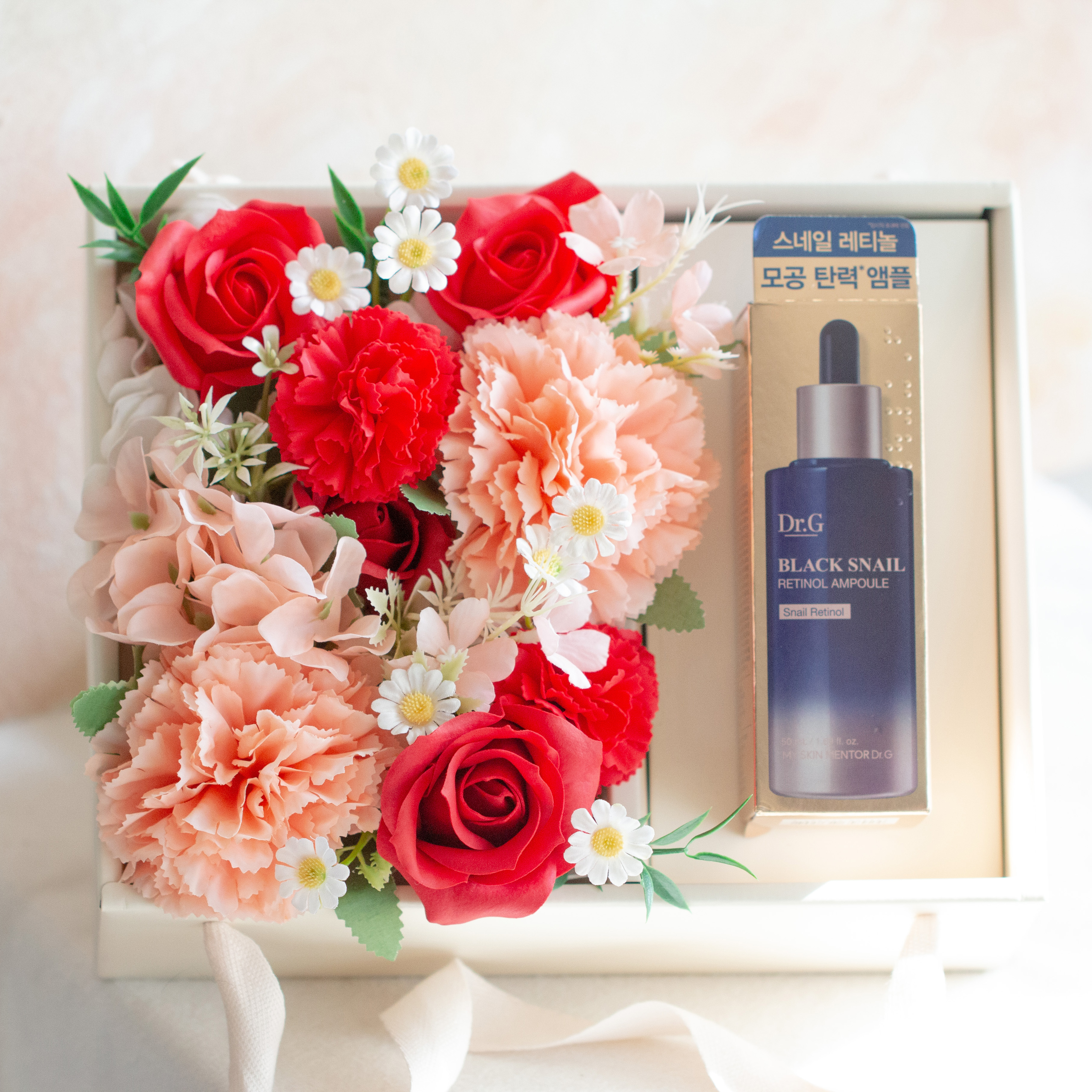 誕生日ソープフラワーボックス ギフト+韓国人気コスメコラボセット選べる特典/ドクタージーブラックスネイルレチノールセラム/ヒョクpick/シルクペプチドインテンシブリフティングアンプル 誕生日ソープフラワーボックス ギフト+韓国人気コスメコラボセット選べる特典/ドクタージーブラックスネイルレチノールセラム/ヒョクpick/シルクペプチドインテンシブリフティングアンプル