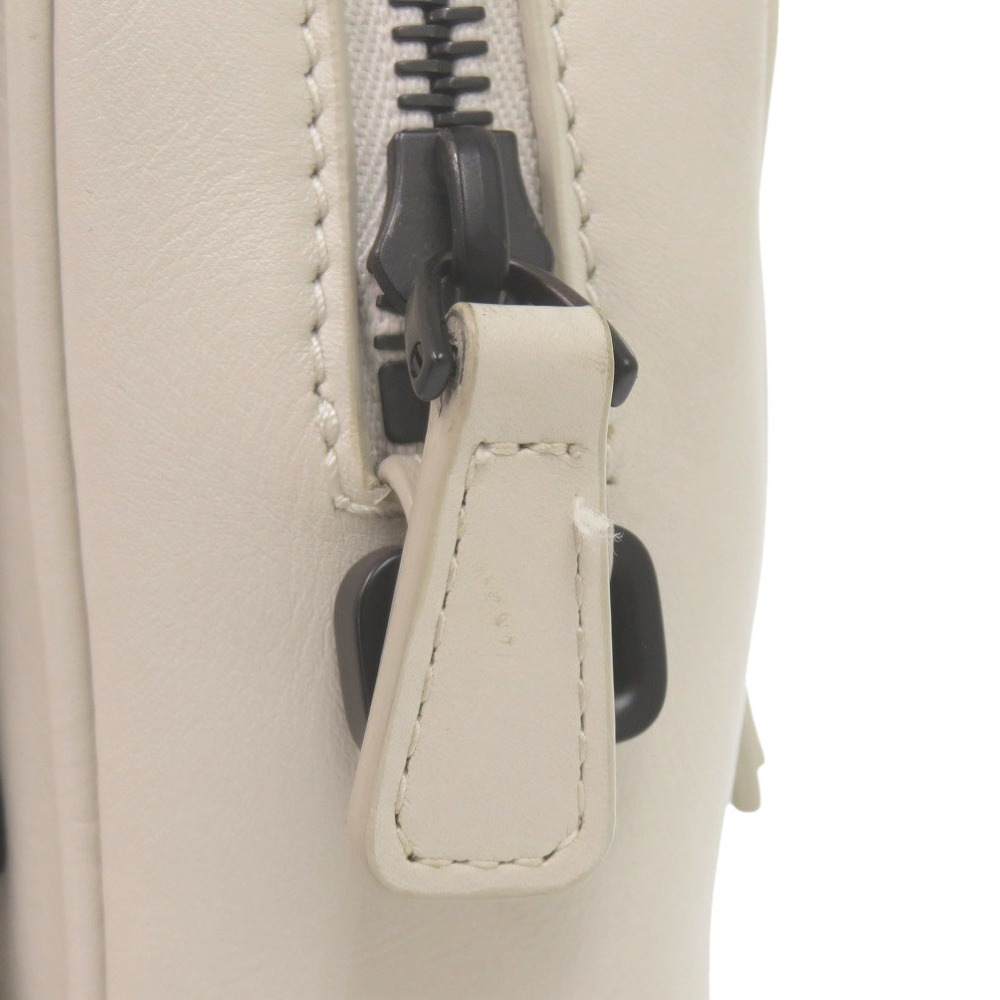 美品 ボッテガヴェネタ レッジェーロ ショルダーバッグ レザー アイボリー 0413【中古】BOTTEGAVENETA レディース 美品 ボッテガヴェネタ レッジェーロ ショルダーバッグ レザー アイボリー 0413【中古】BOTTEGAVENETA レディース