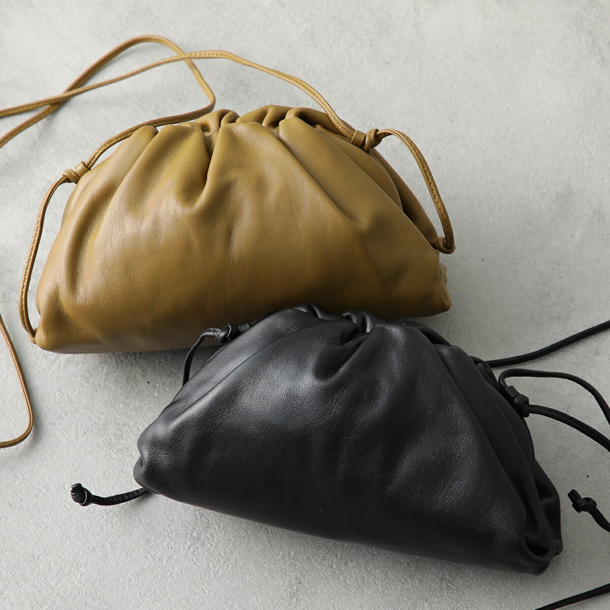 BOTTEGA VENETA ボッテガヴェネタ ショルダーバッグ The Pouch 20 ミニ ザ・ポーチ 585852 VCP40 レディース クラッチバッ BOTTEGA VENETA ボッテガヴェネタ ショルダーバッグ The Pouch 20 ミニ ザ・ポーチ 585852 VCP40 レディース クラッチバッ