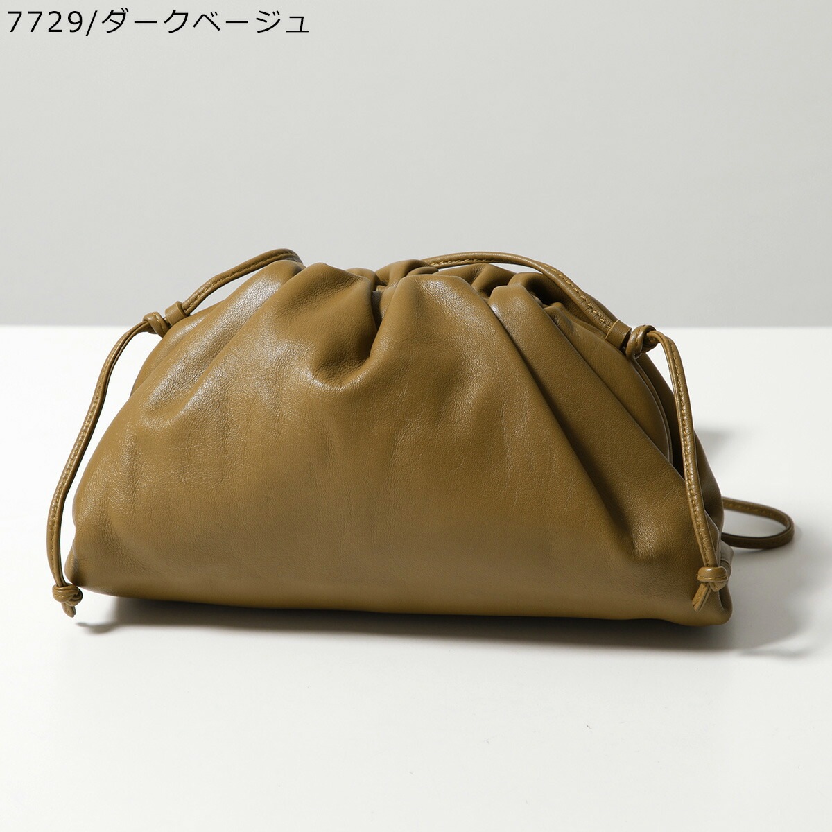 BOTTEGA VENETA ボッテガヴェネタ ショルダーバッグ The Pouch 20 ミニ ザ・ポーチ 585852 VCP40 レディース クラッチバッ BOTTEGA VENETA ボッテガヴェネタ ショルダーバッグ The Pouch 20 ミニ ザ・ポーチ 585852 VCP40 レディース クラッチバッ