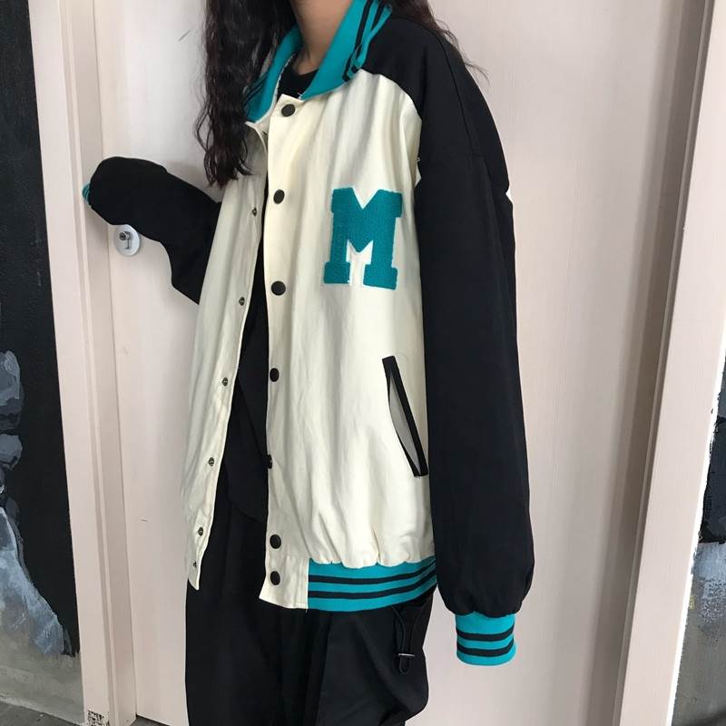 アウター レディース ブルゾン 長袖 ボタン 前開き 襟付き ワッペン スポーティー おしゃれ かわいい ボーイッシュ 長袖 個性的 カジュアル ラフ ルーズ ストリート ゆったり 萌袖 オーバーサイ