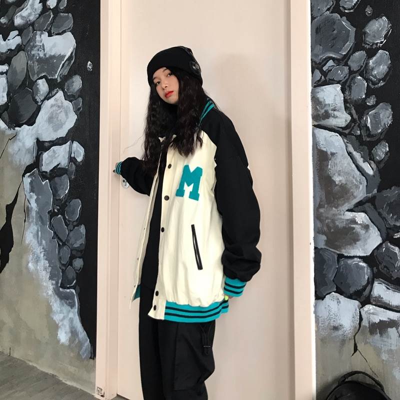 アウター レディース ブルゾン 長袖 ボタン 前開き 襟付き ワッペン スポーティー おしゃれ かわいい ボーイッシュ 長袖 個性的 カジュアル ラフ ルーズ ストリート ゆったり 萌袖 オーバーサイ