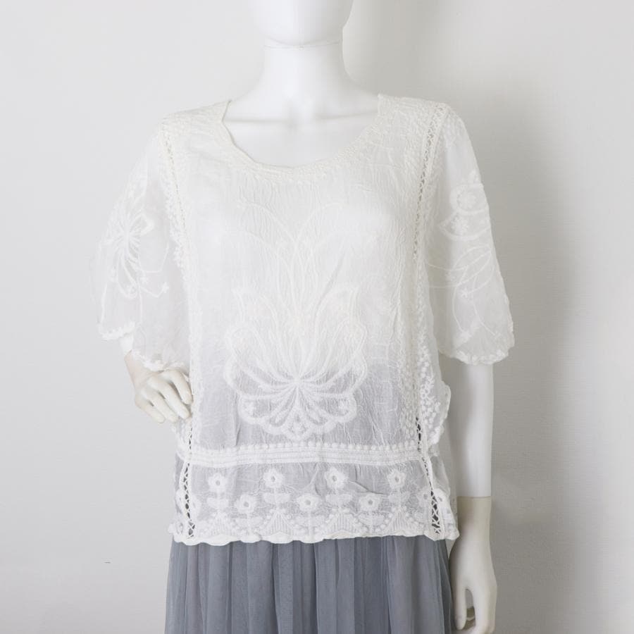 【本日限定】気質 韓国ファッション 長袖シャツ ドルマンスリーブ 白シャツ 花レース ギャザー ブラウス 体型カバー 刺繍 ゆったり 透け感