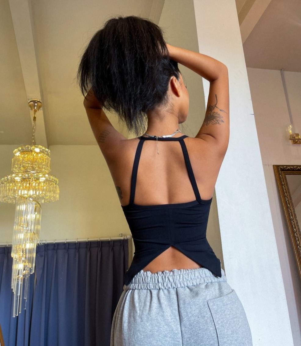 トップス ブラトップ チューブトップ キャミソール タンクトップ トップス ミニ丈 ショート丈 袖なし ノースリーブ 襟なし タイト 細身 伸縮性 きれいめ シンプル カジュアル 大人 おしゃれ トップス ブラトップ チューブトップ キャミソール タンクトップ トップス ミニ丈 ショート丈 袖なし ノースリーブ 襟なし タイト 細身 伸縮性 きれいめ シンプル カジュアル 大人 おしゃれ