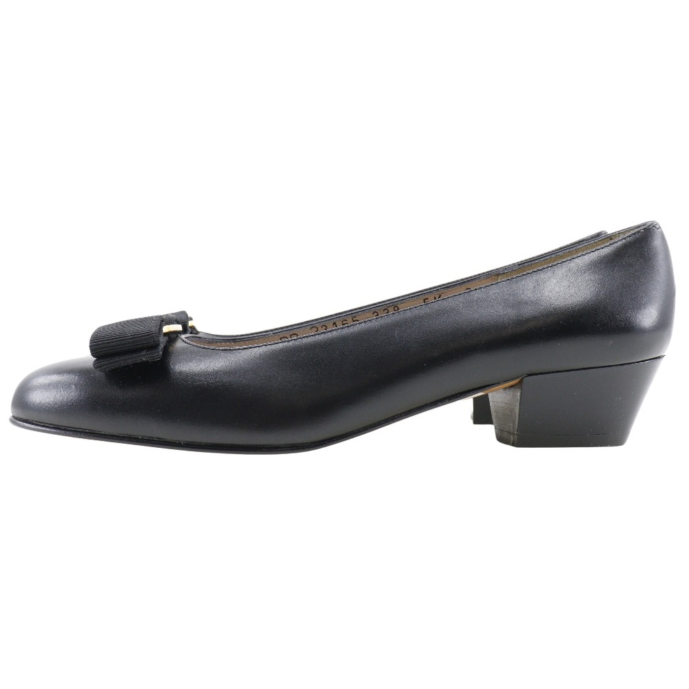 Salvatore Ferragamo サルヴァトーレフェラガモ ヴァラリボン 338 パンプス レザー 黒 レディース 中古品