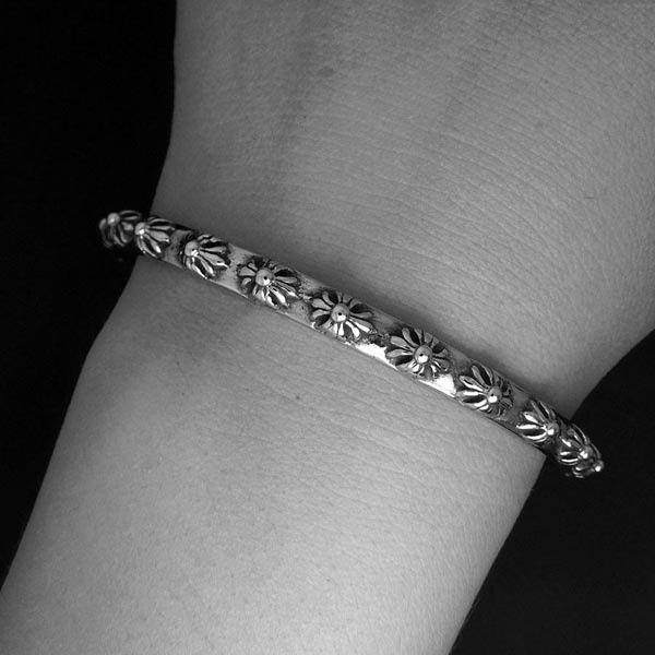 クロスバンド ステンレス バングル アームレット 男性 手首 アクセサリー STV00-00019 クロスバンド ステンレス バングル アームレット 男性 手首 アクセサリー STV00-00019