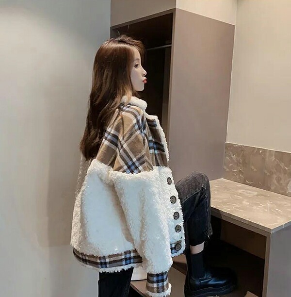 ボアジャケットレディース切り替え異素材Vネックショート丈ボアブルゾン着痩せ前開き千鳥格子柄ボタン付きもこもこふわふわジャケット防寒コート暖かいポケット付き冬ゆったりあったかおしゃれアウター