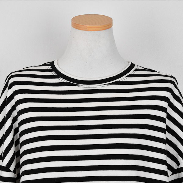 ボーダー柄 ロング丈 ロンT オーバーサイズトップス Tシャツ 長袖 ラウンドネック サイドスリット 大人可愛い きれいめ シンプル カジュアル かっこいい 大人可愛い 大人女子 こなれ感 ラフ ボーダー柄 ロング丈 ロンT オーバーサイズトップス Tシャツ 長袖 ラウンドネック サイドスリット 大人可愛い きれいめ シンプル カジュアル かっこいい 大人可愛い 大人女子 こなれ感 ラフ