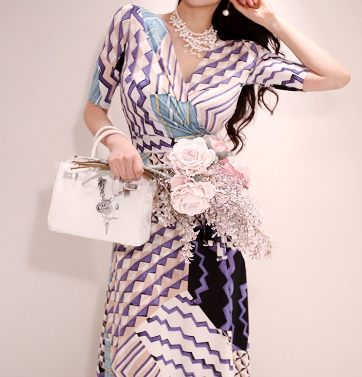 ロングワンピース ワンピース ワンピドレス ミモレ ミモレ丈 ロング ロング丈 袖あり 5分袖 五分袖 Vネック カシュクール スリム 細身 ウエストマーク スリット サイドスリット ハイウエスト ロングワンピース ワンピース ワンピドレス ミモレ ミモレ丈 ロング ロング丈 袖あり 5分袖 五分袖 Vネック カシュクール スリム 細身 ウエストマーク スリット サイドスリット ハイウエスト