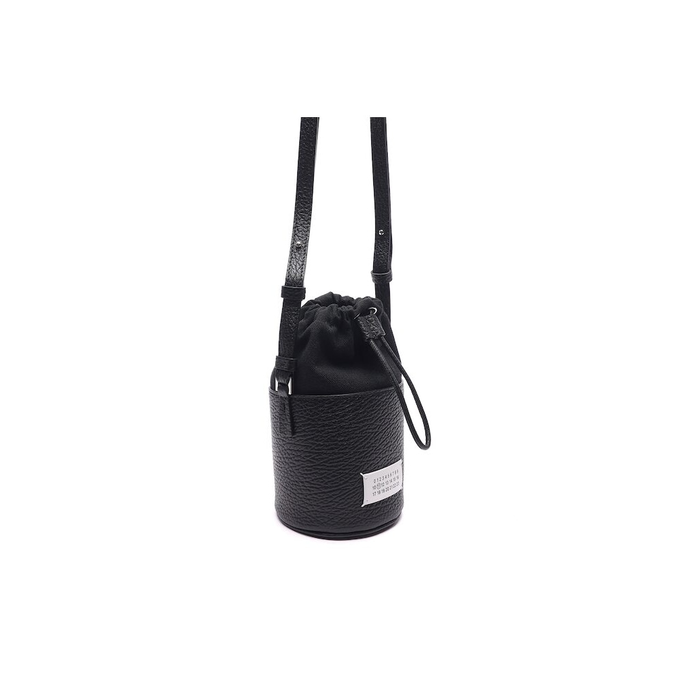 メゾンマルジェラ [メゾンマルジェラ] 22FW レディース 5AC ナンバリングロゴパッチバケットクロスボディバッグ (S56WG0164_P4348_T8013_22F) PVOS56WG0164