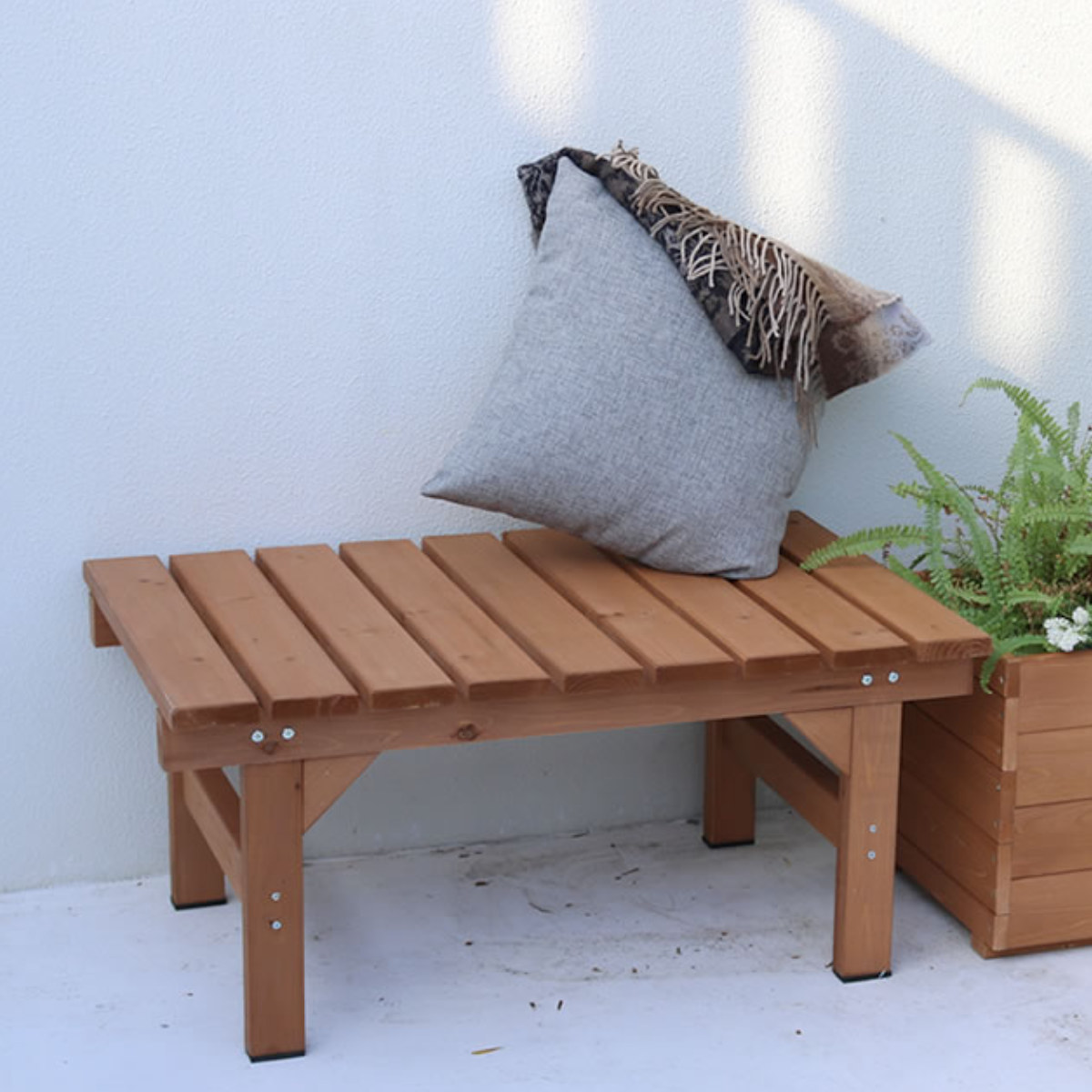 ユニット縁台ベンチ hiyori 幅87 奥行55 ガーデンデッキ ベンチ 木製 屋外 ウッドデッキ ウッドベンチ 庭 バルコニー 縁台 天然木 杉 庭先 ぬれ縁 ガーデンベンチ 掃き出し窓