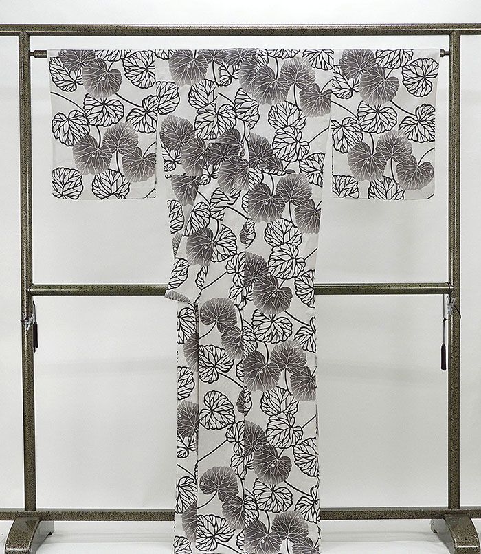 夏物 小紋 新品仕立済 正絹 夏物 蔦模様 身丈164.5cm 裄丈68cm 紋紗 小紋 新品 仕立て上がり 着物 wc2170 夏物 小紋 新品仕立済 正絹 夏物 蔦模様 身丈164.5cm 裄丈68cm 紋